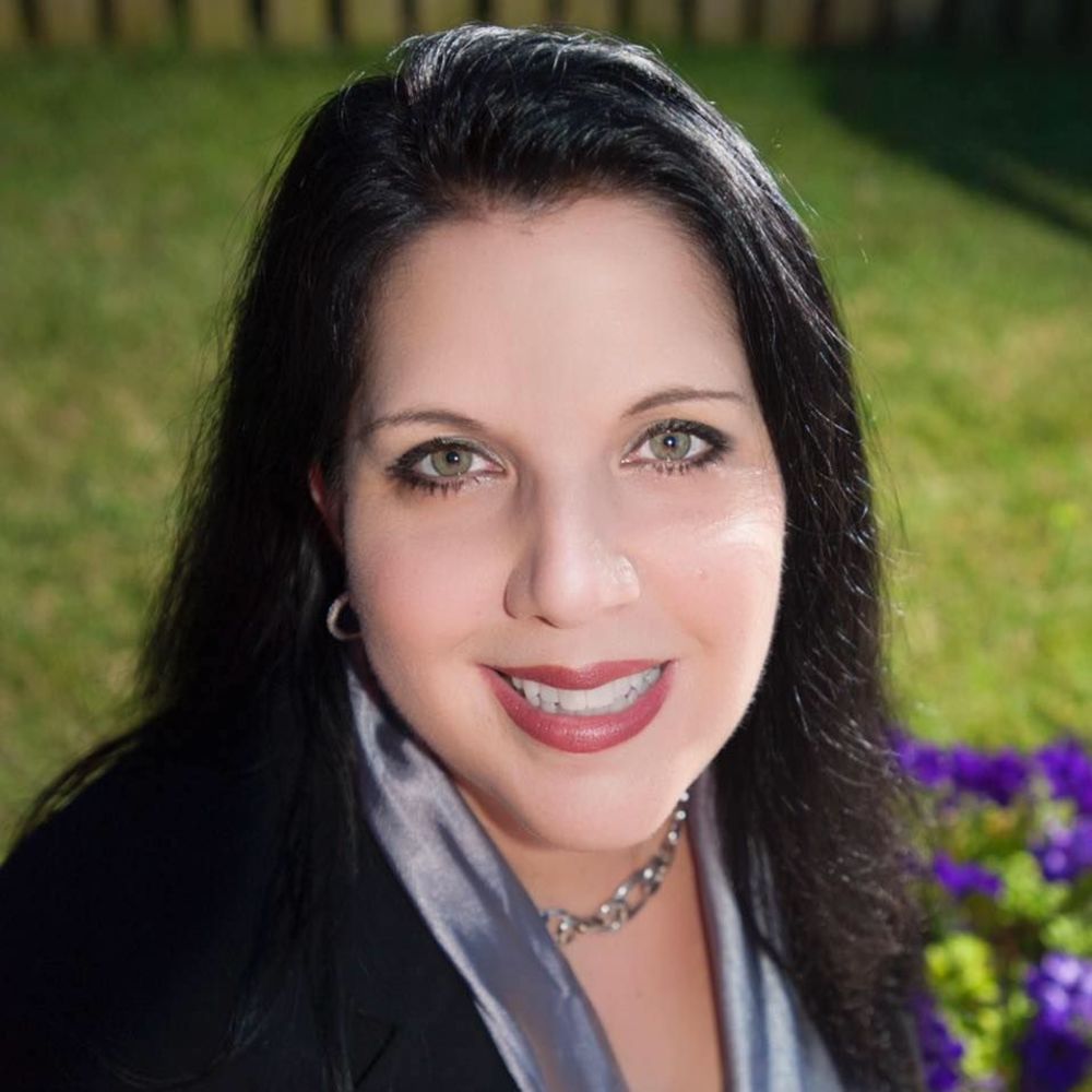 Meet your Posher, Jennifer